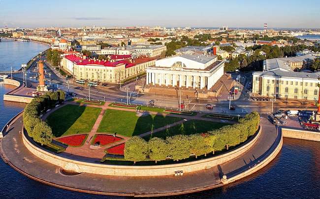 Василеостровский район